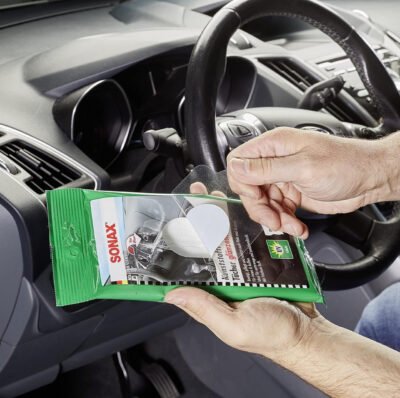 Ściereczki do kokpitu samochodowego Sonax Plastic care wipes 10 szt (415100) 3